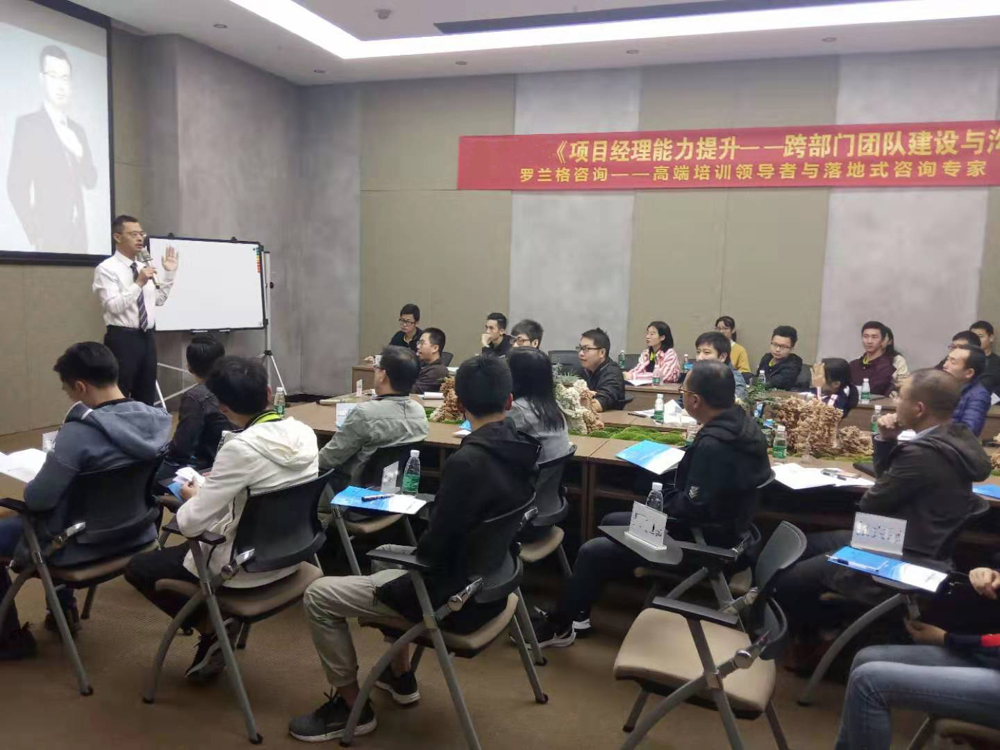 �����ڿ���Ƭ (2).jpg